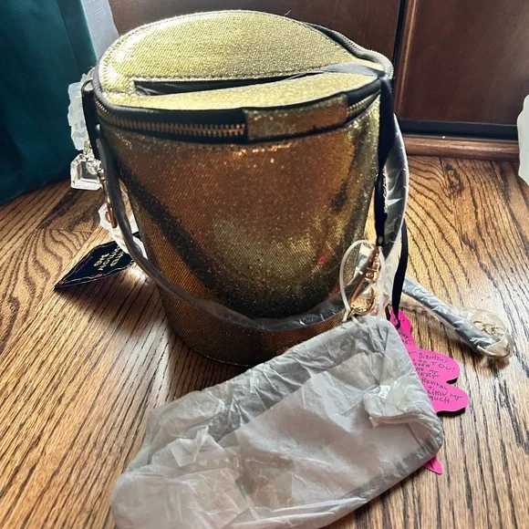 NWT Limited Edition Betsey Johnson Bottoms Up! Gold Champagne Bucket Bag - Picture 5 of 5
